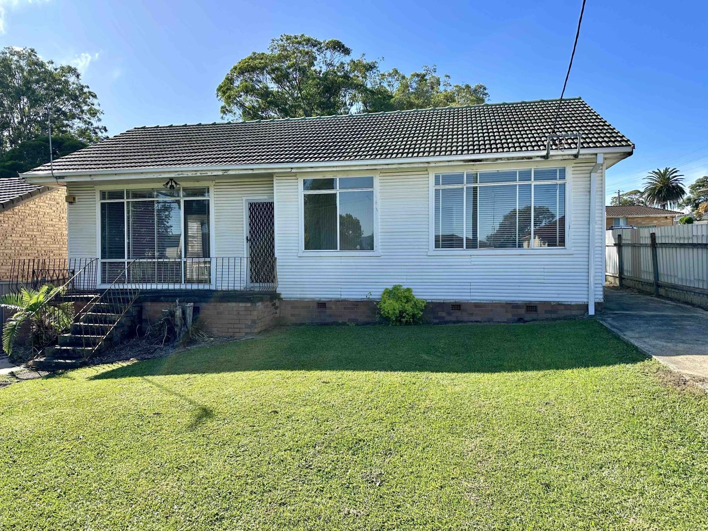 8 Eleanor Avenue, Oak Flats NSW 2529 House For Rent Domain