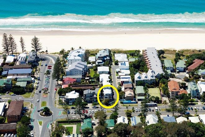 Picture of 2/7 Fenton Place, CURRUMBIN QLD 4223