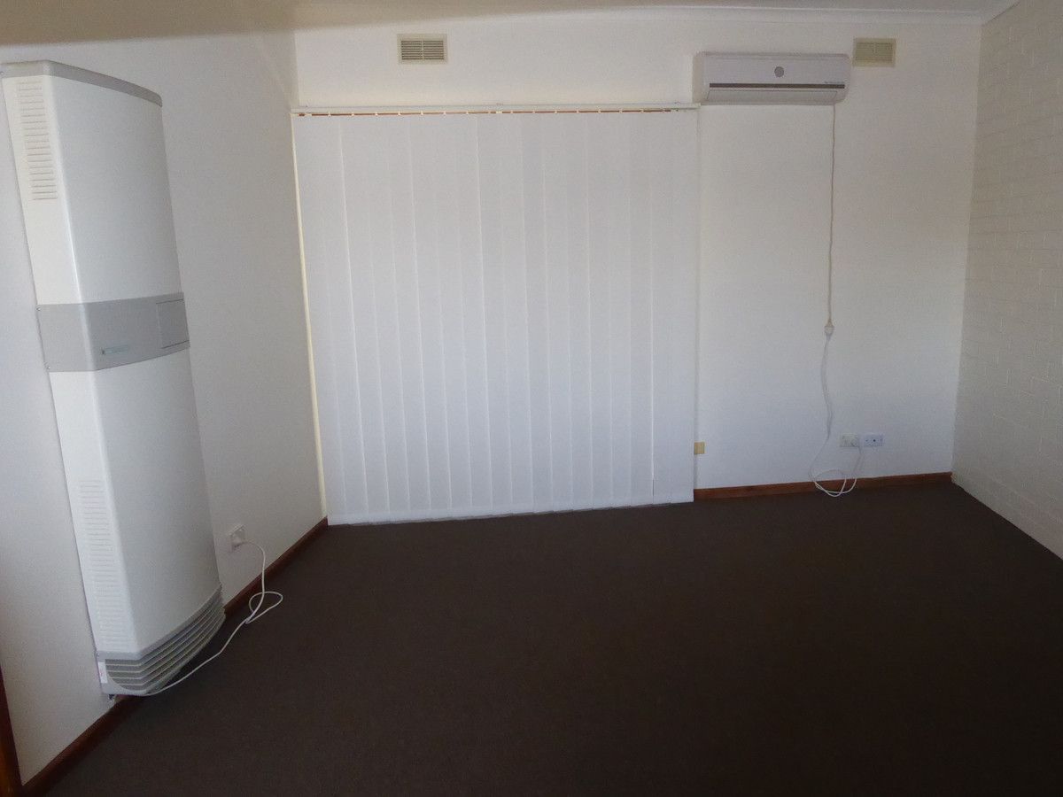 1 bedrooms Apartment / Unit / Flat in 2/32 Church Street MAFFRA VIC, 3860