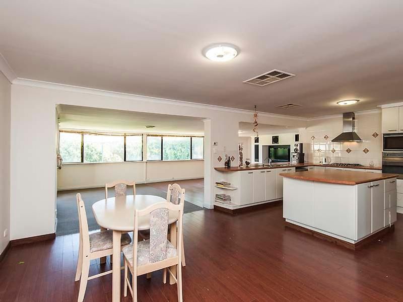 6 Falcon Close, Ballajura WA 6066, Image 0