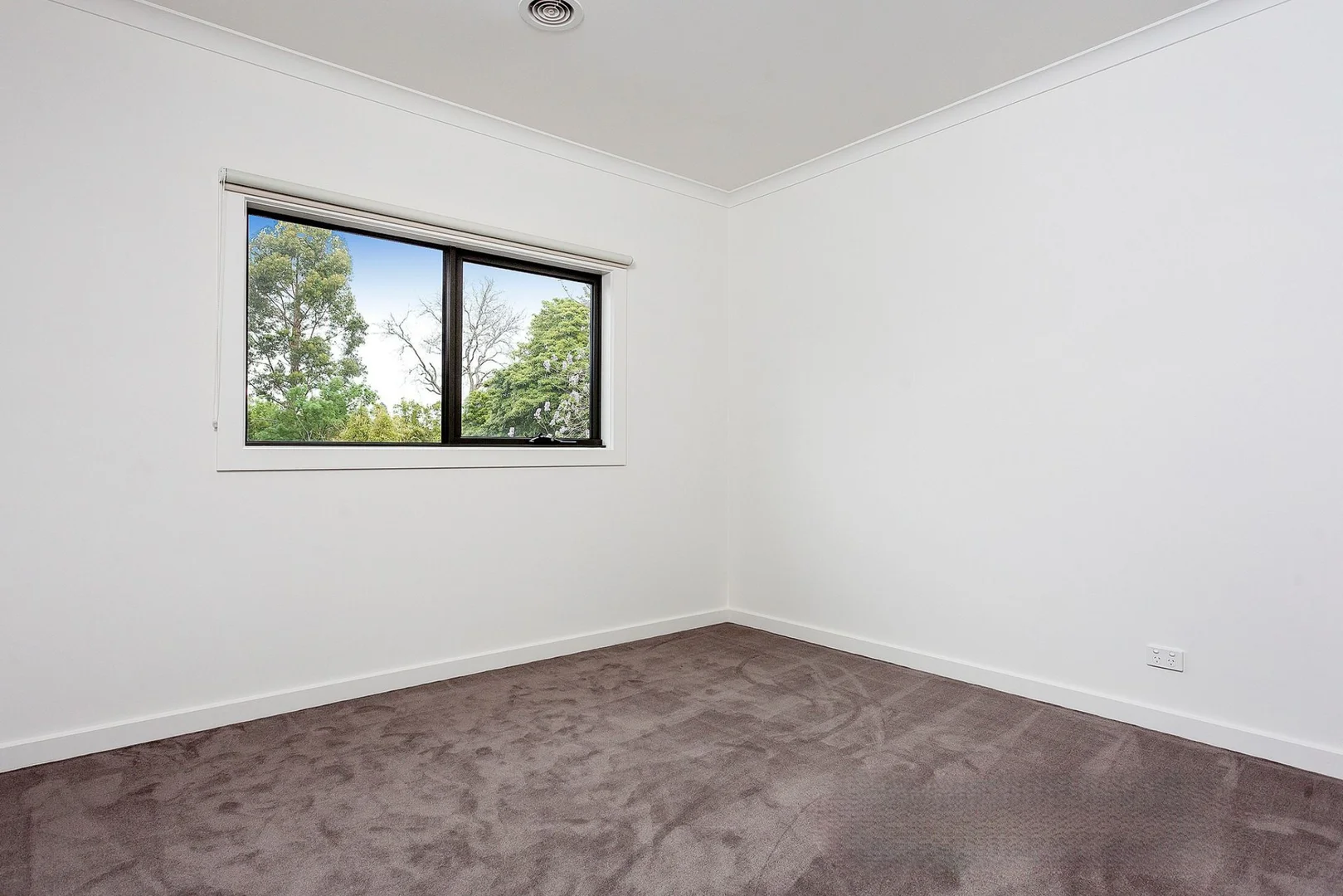 Additional image 5 of 1/27 Silverley Road, Croydon VIC 3136