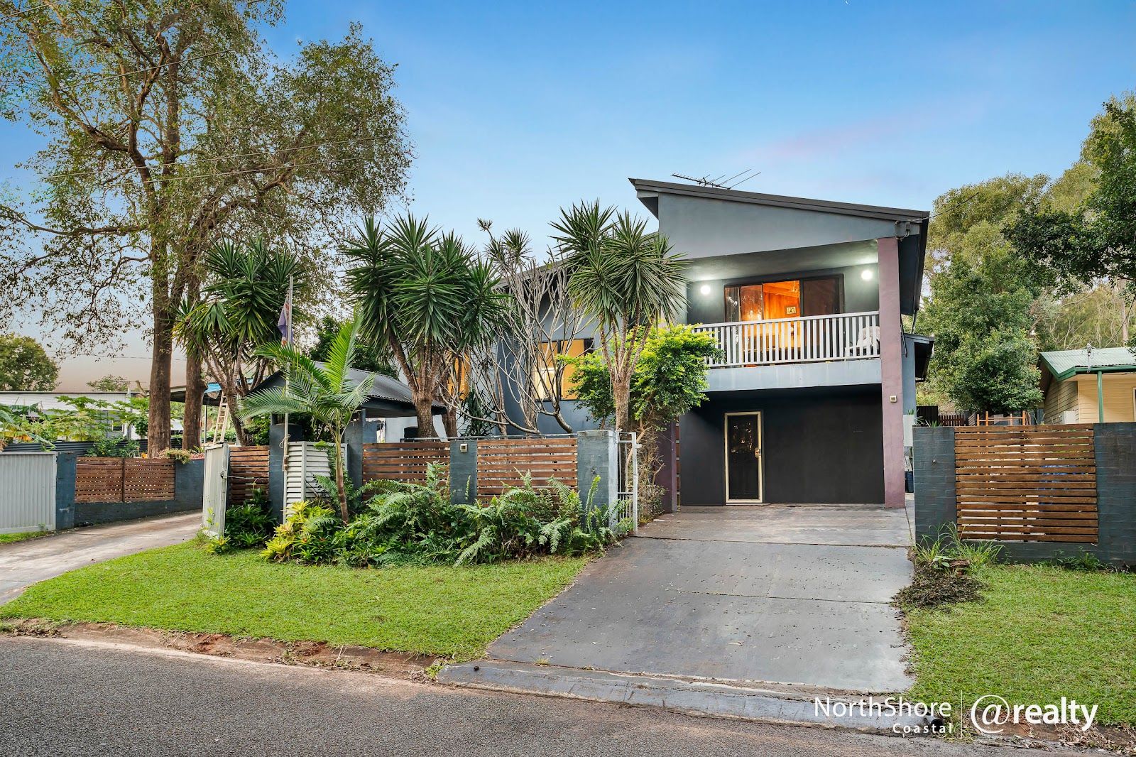 18 Waterside Drive, Macleay Island QLD 4184, Image 0