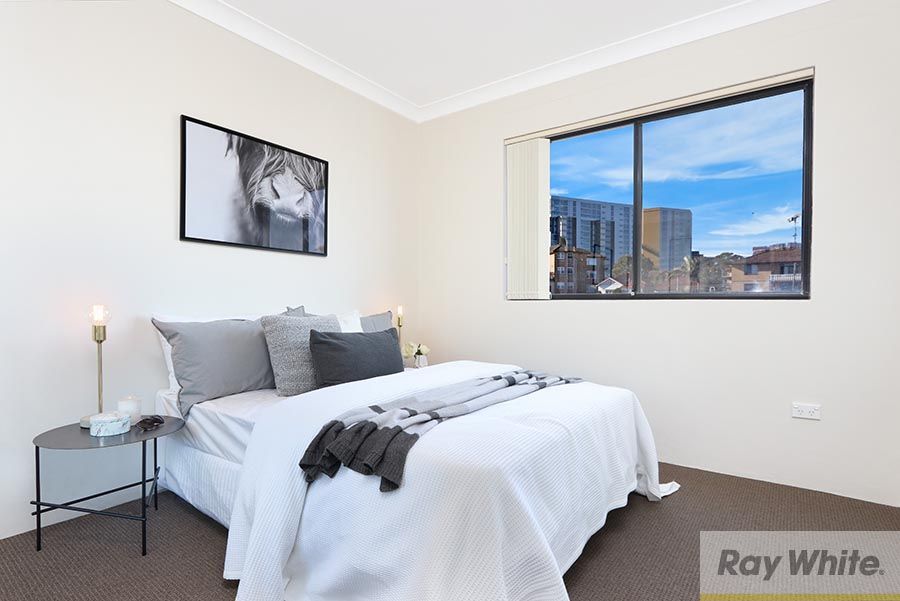 2 bedrooms Apartment / Unit / Flat in 18/1 Finney Street HURSTVILLE NSW, 2220