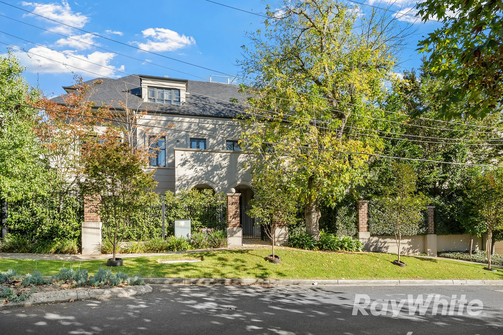 Additional image 11 of 2/15 Somers Avenue, Malvern VIC 3144