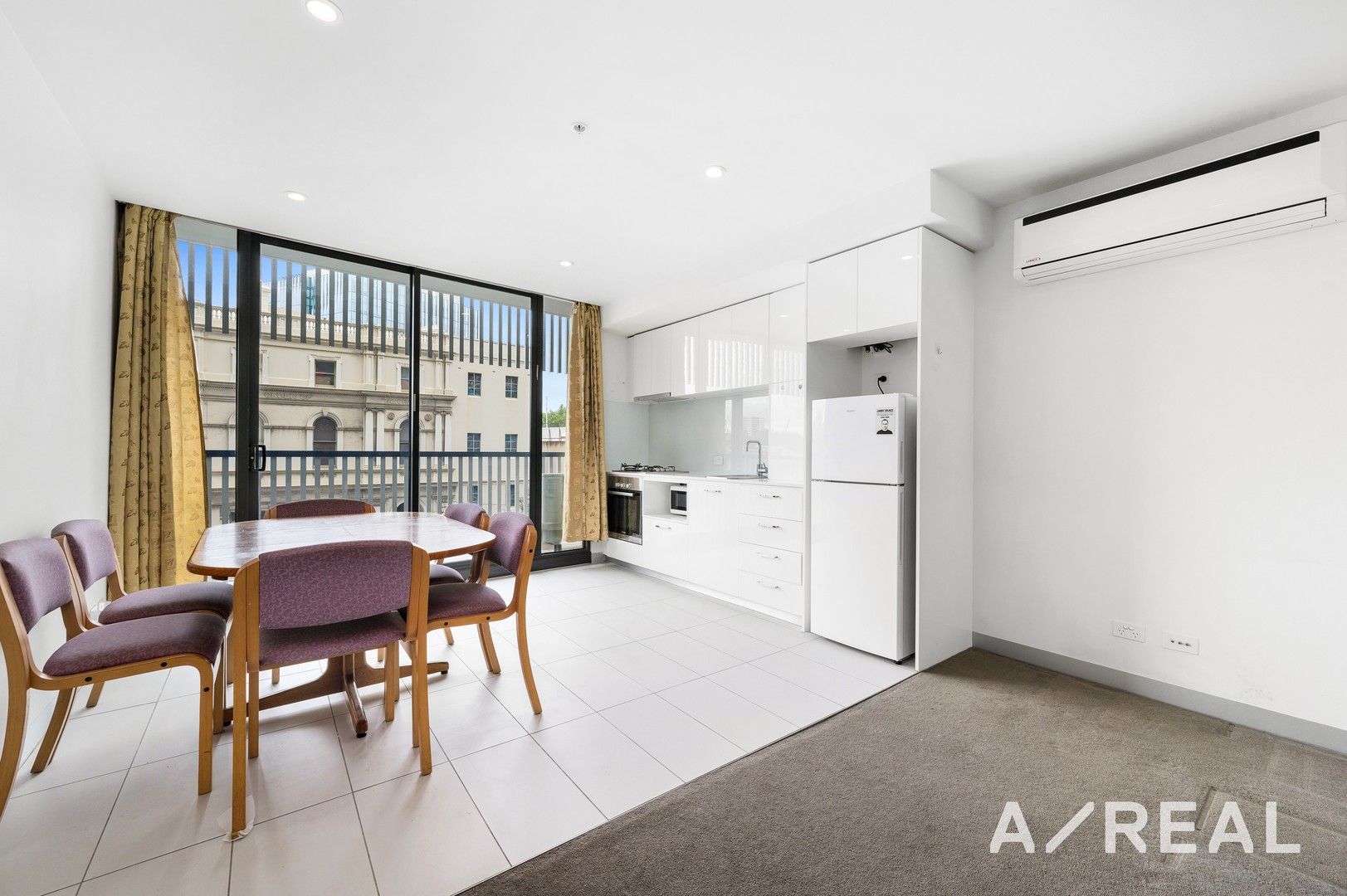 2 bedrooms Apartment / Unit / Flat in 205/6 Leicester Street CARLTON VIC, 3053