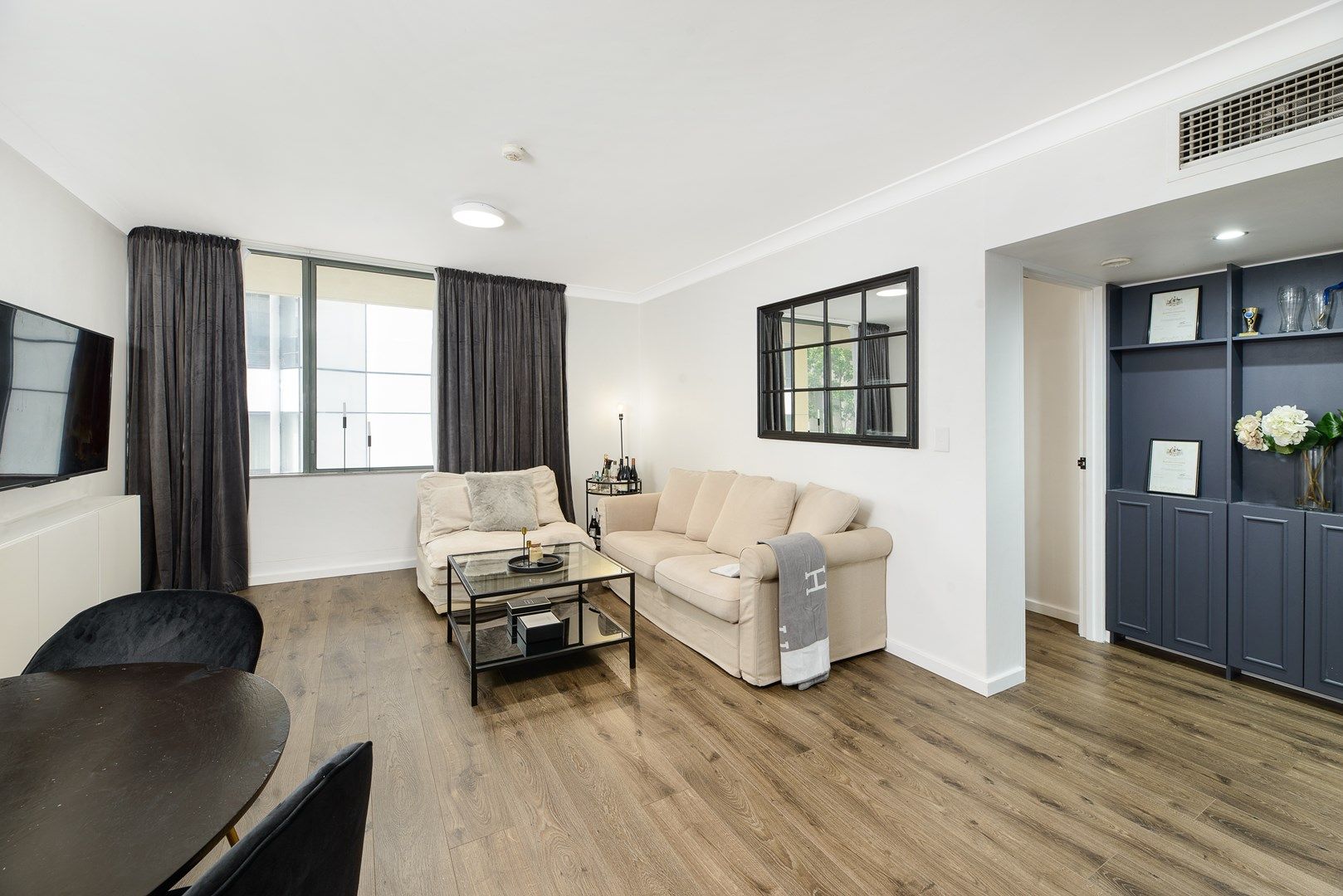1 bedrooms Apartment / Unit / Flat in 306/37-39 McLaren Street NORTH SYDNEY NSW, 2060