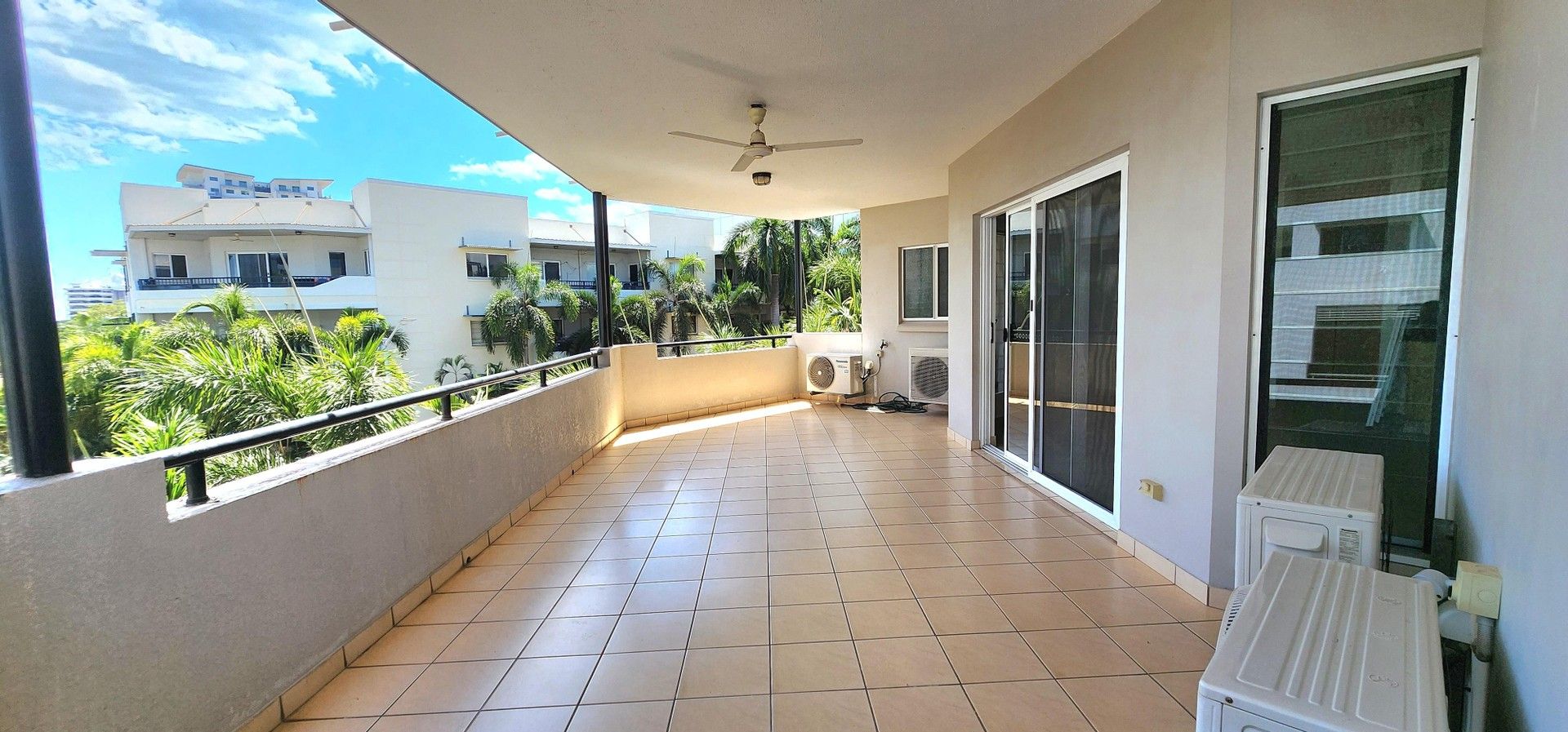 3 bedrooms Apartment / Unit / Flat in 11/80 Woods Street DARWIN CITY NT, 0800