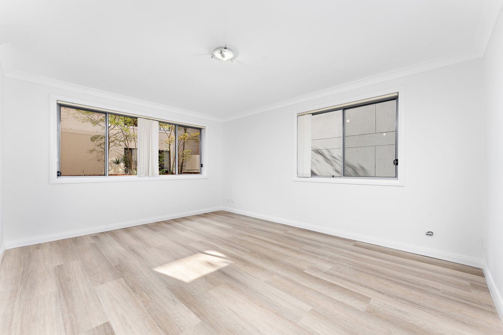 1/4 Victoria Street, Wollongong NSW 2500, Image 0