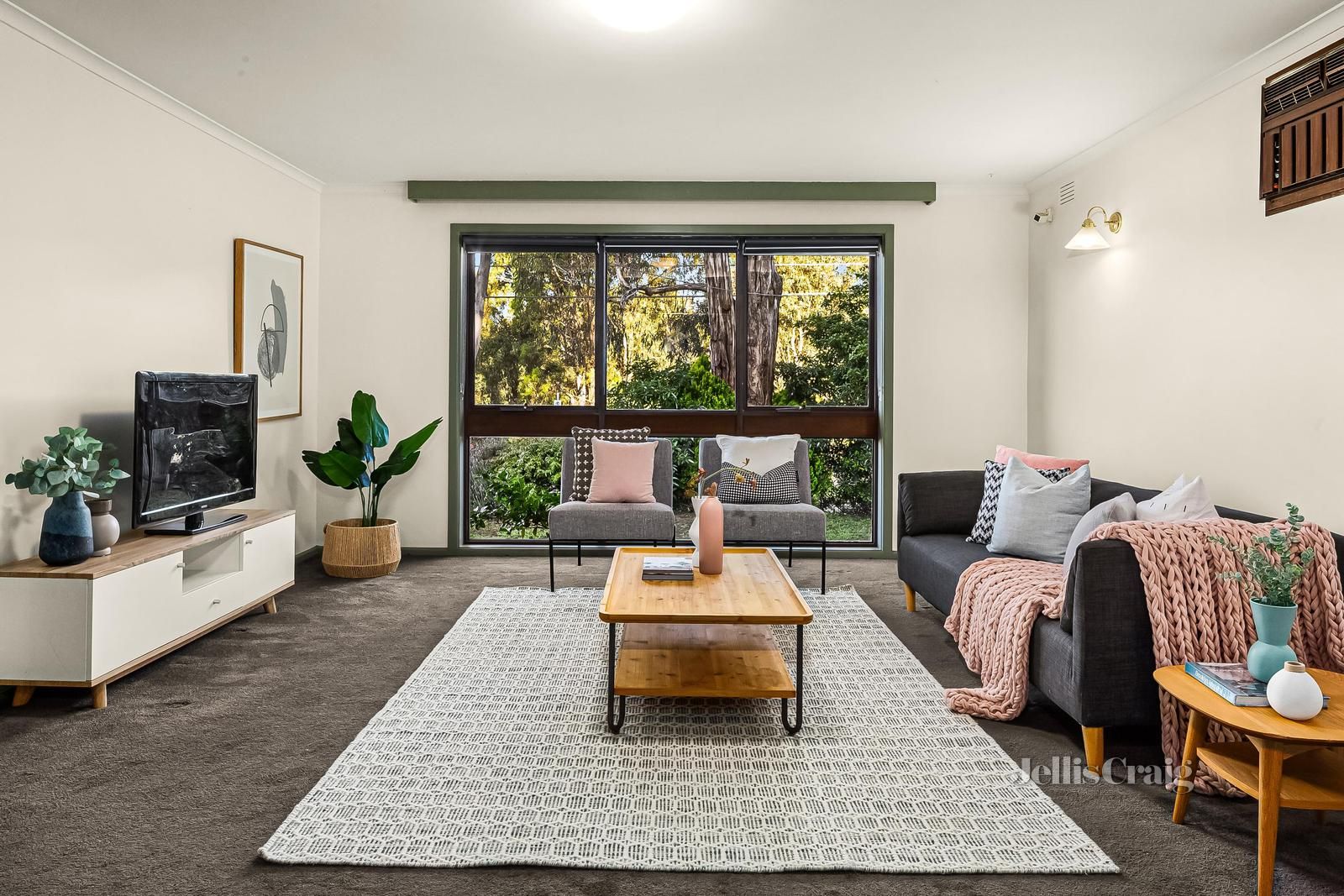 29 Lockheed Street, Strathmore Heights VIC 3041, Image 1