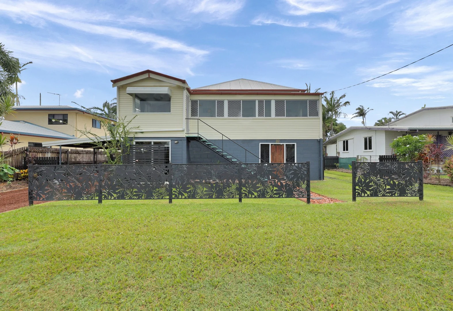 32 Davey Street, Glenella QLD 4740