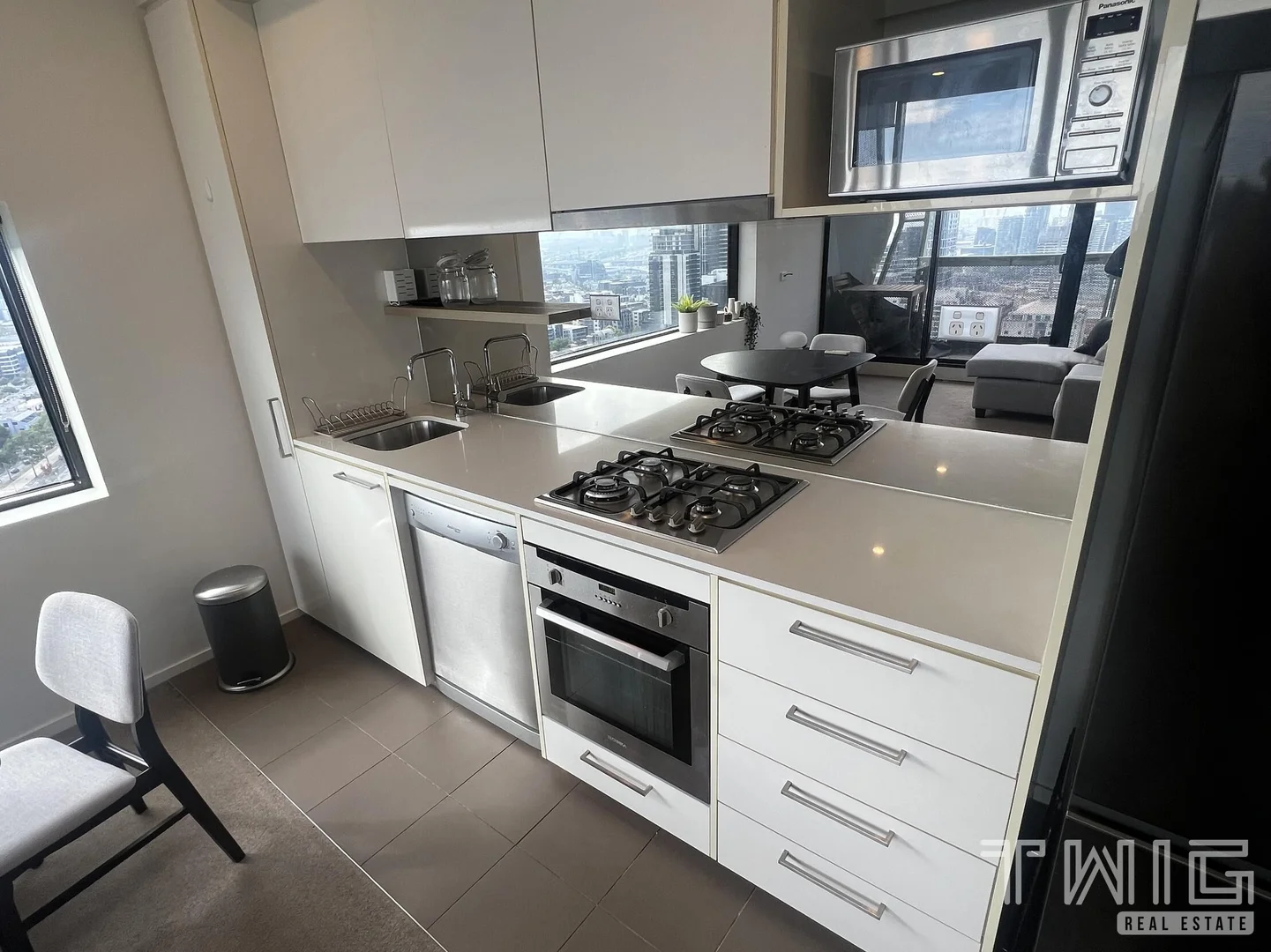 Additional image 14 of 2413/350 William Street, Melbourne VIC 3000