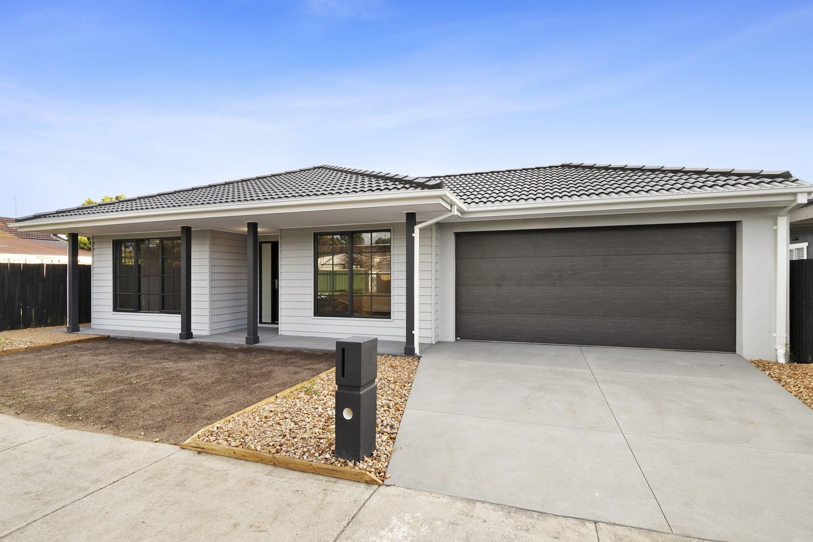 3 bedrooms House in 2A Birdsey Street THOMSON VIC, 3219