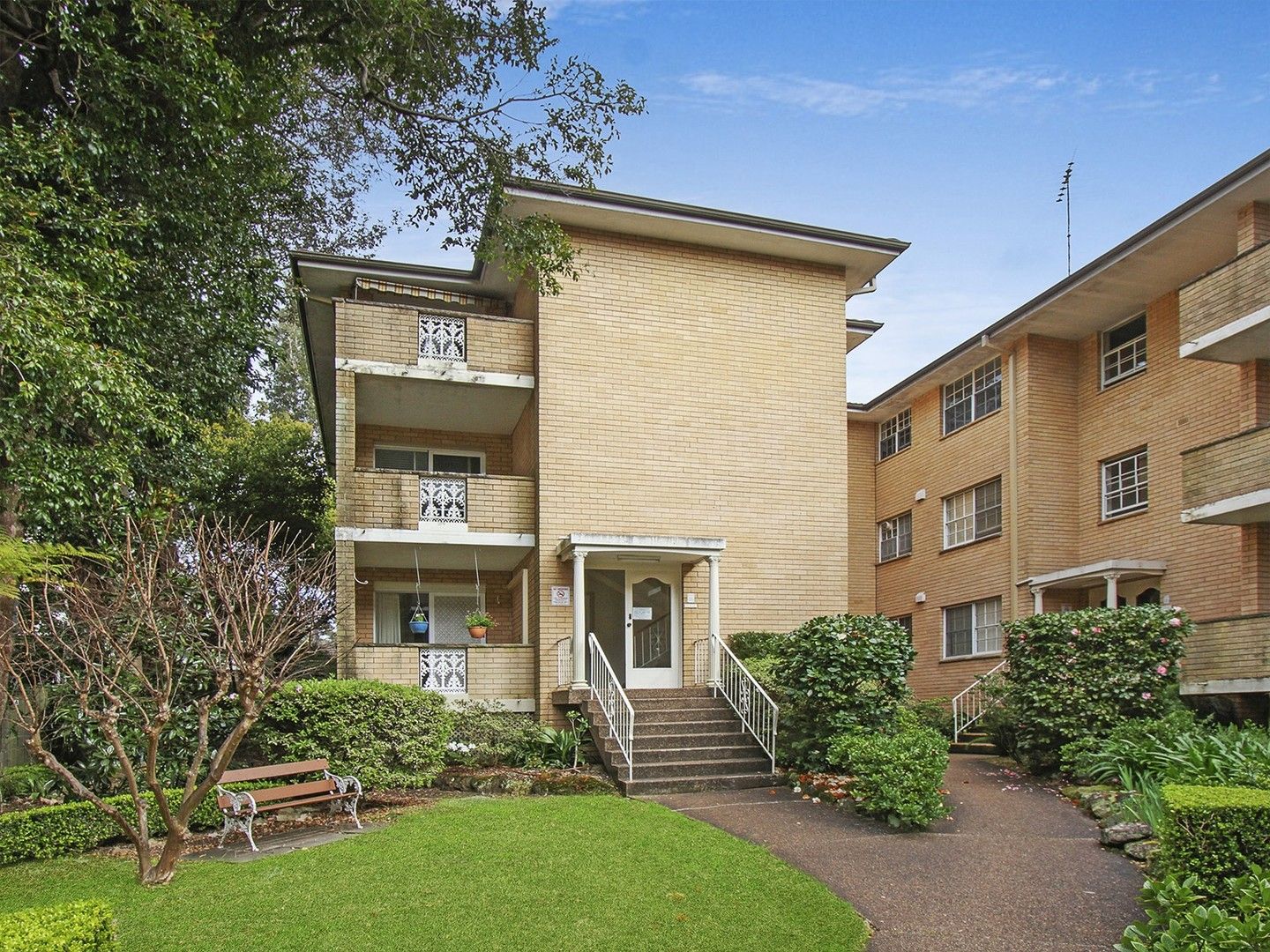 3 bedrooms Apartment / Unit / Flat in 18/17-19 Ray Road EPPING NSW, 2121