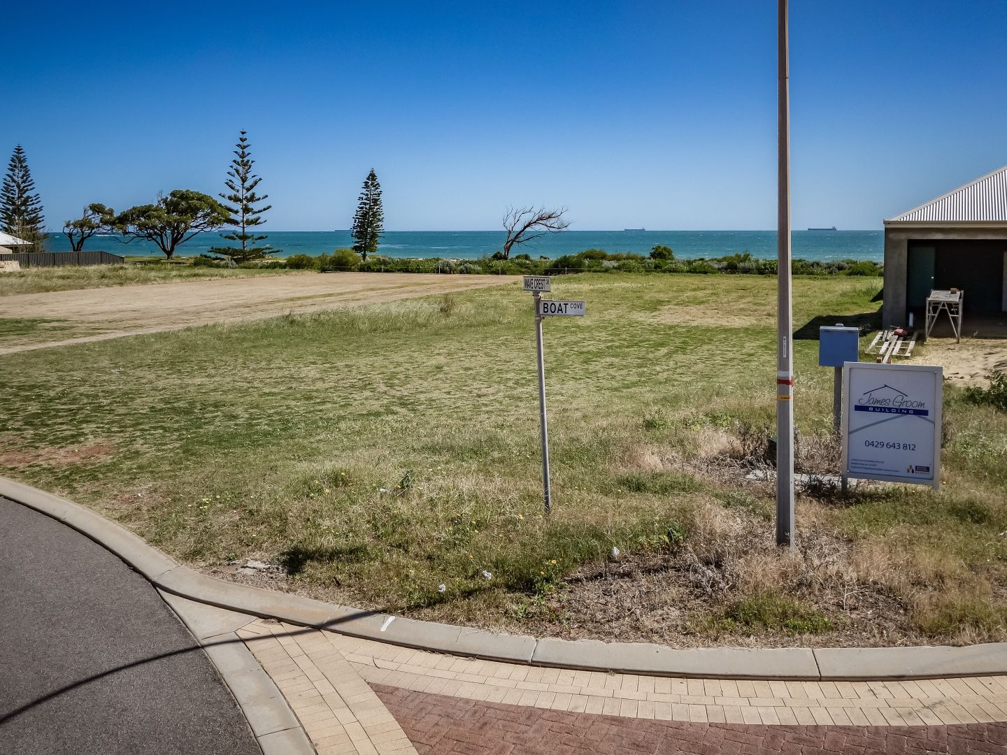 13 Wave Crest Circle, Drummond Cove WA 6532