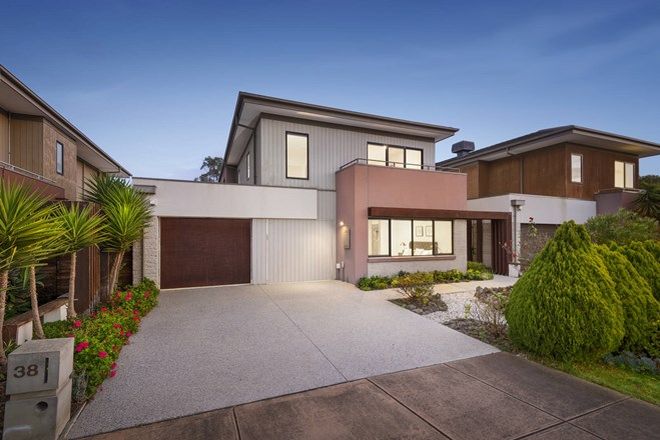 Picture of 38 Spinnaker Rise, SANCTUARY LAKES VIC 3030