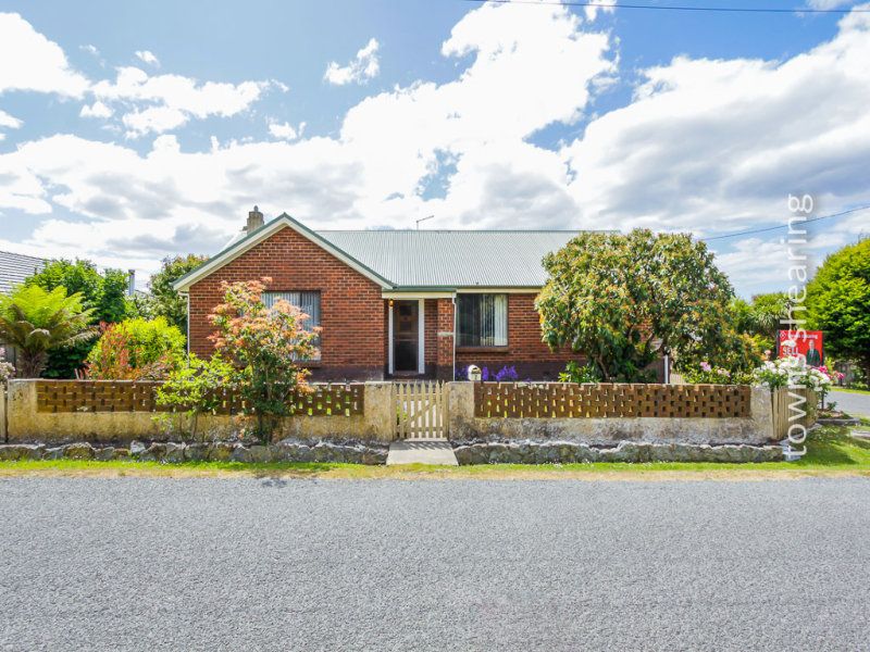 2 Sorell Street, Beaconsfield TAS 7270, Image 0