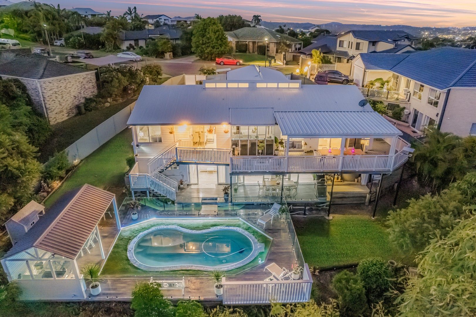 4 bedrooms House in 23 Trafalgar Street HIGHLAND PARK QLD, 4211