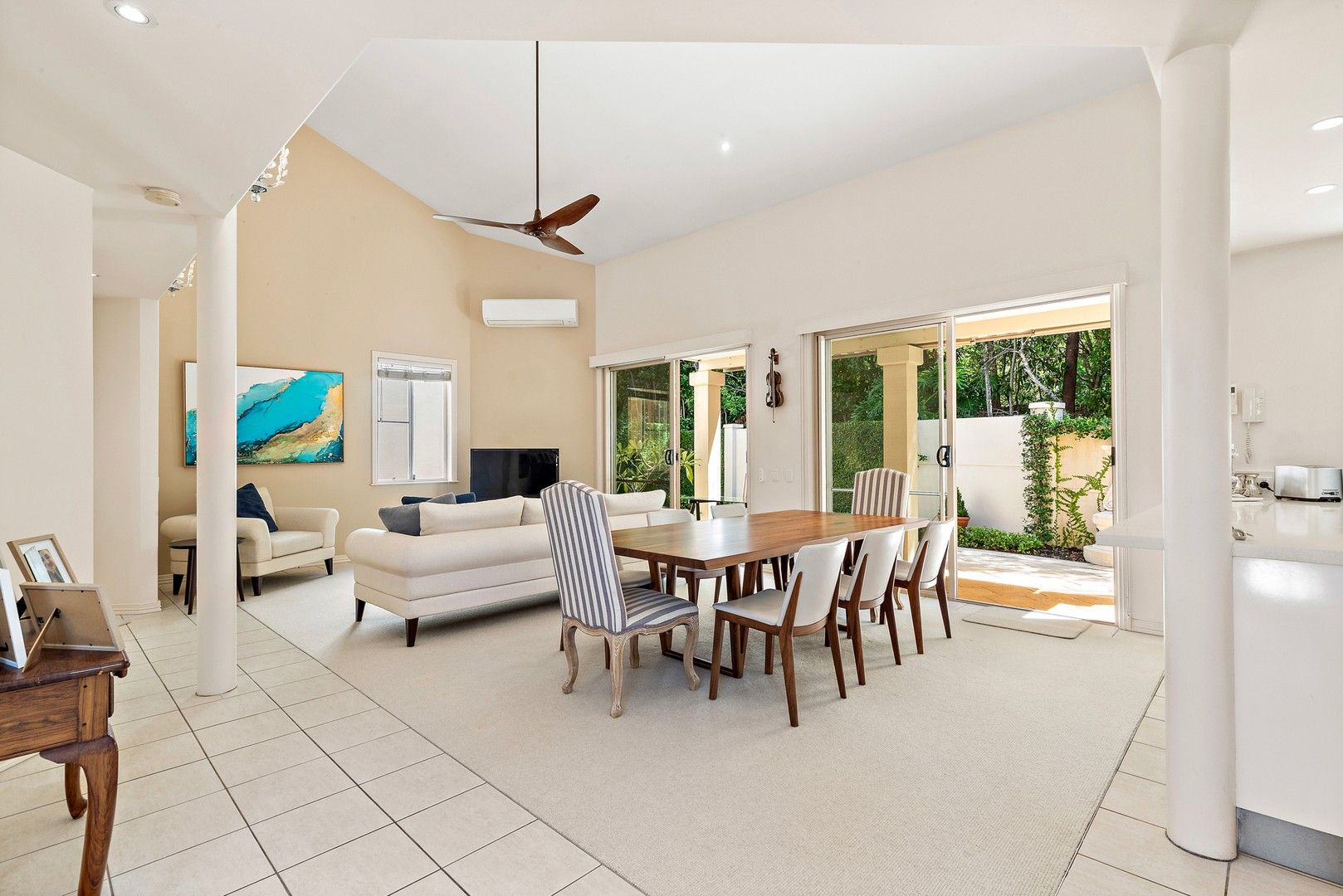 110/61 Noosa Springs Drive, Noosa Heads QLD 4567, Image 0