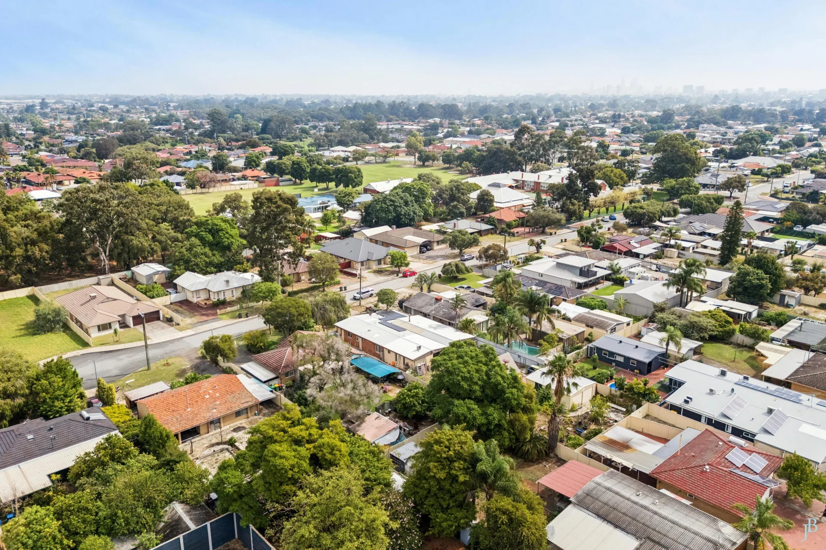 Additional image 17 of 427 Belmont Avenue, Cloverdale WA 6105