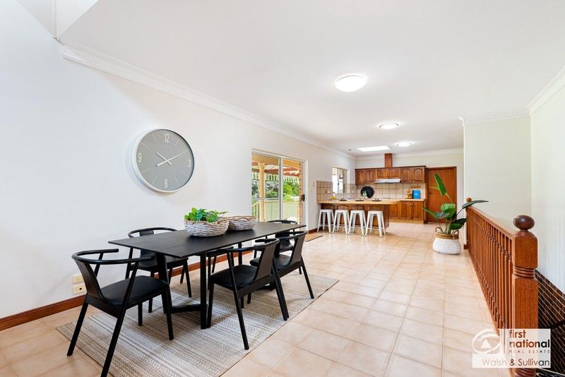 21 Winchcombe Place, Castle Hill NSW 2154, Image 1