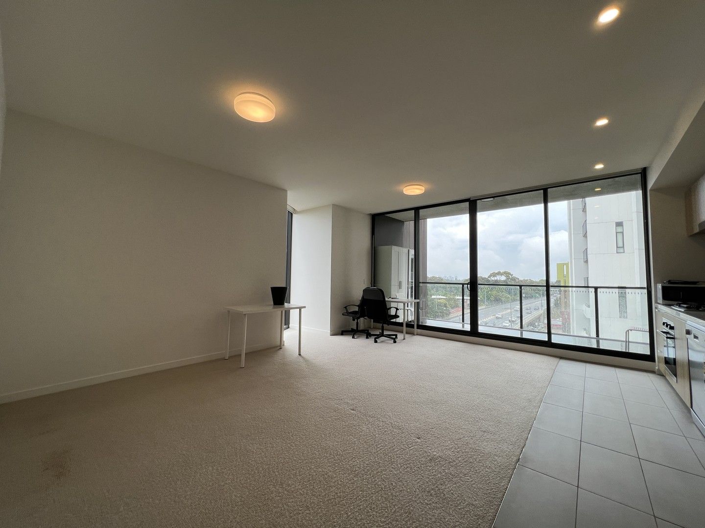 2 bedrooms Apartment / Unit / Flat in 606/5 Link Road ZETLAND NSW, 2017