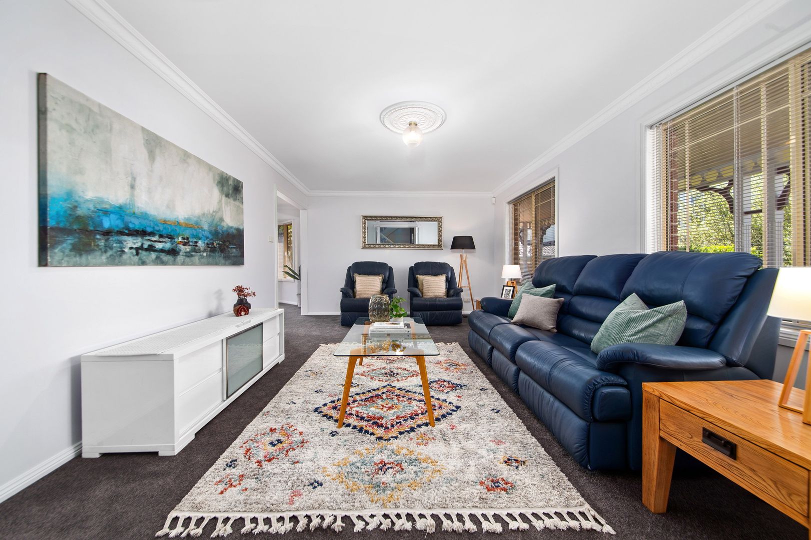 33 Cameron Place, Alfords Point NSW 2234, Image 2