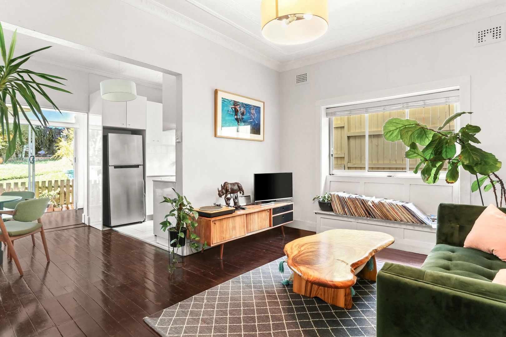 2 bedrooms Apartment / Unit / Flat in 2/13 Wallis Parade NORTH BONDI NSW, 2026