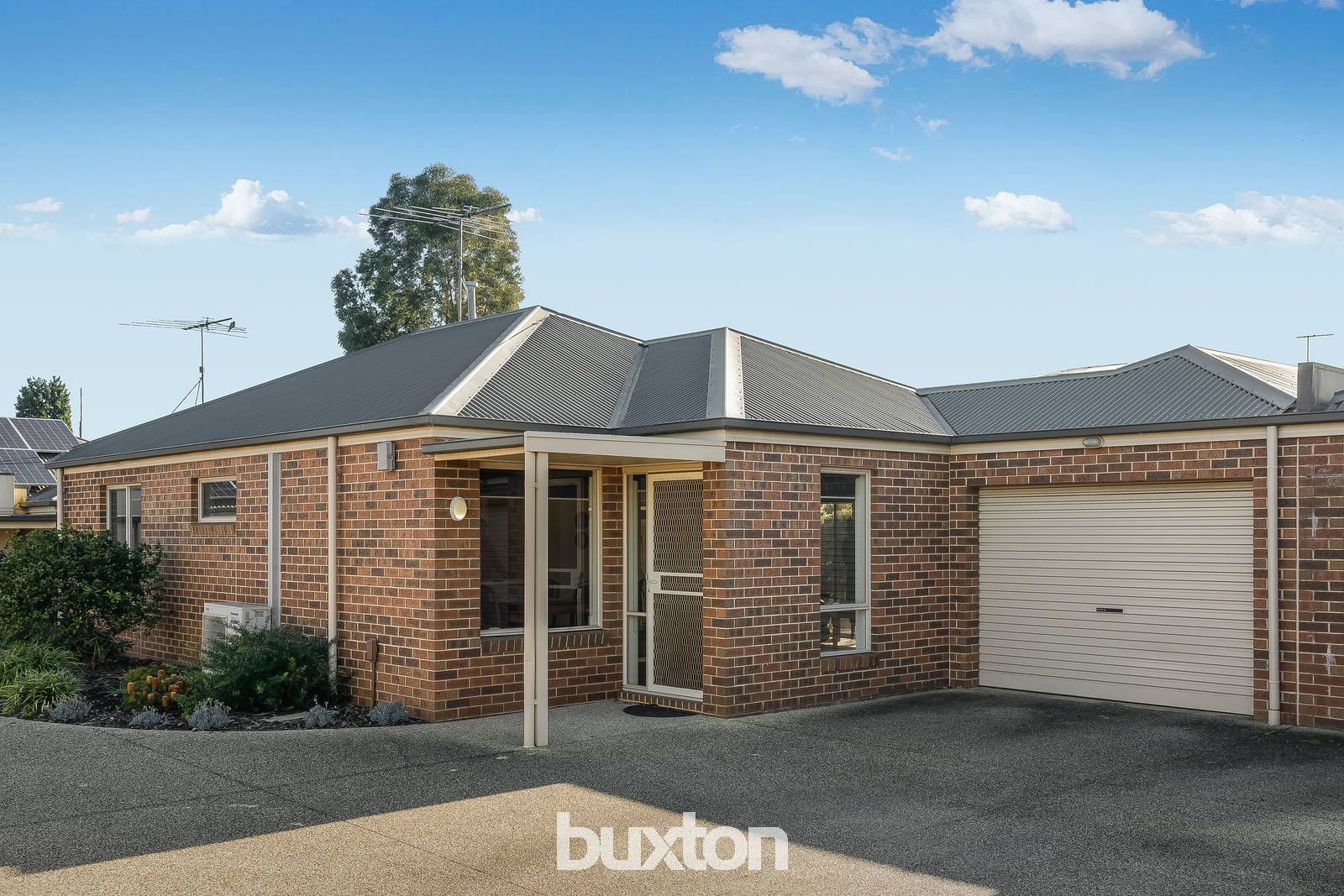 2/5 Barling Court, Thomson VIC 3219, Image 0