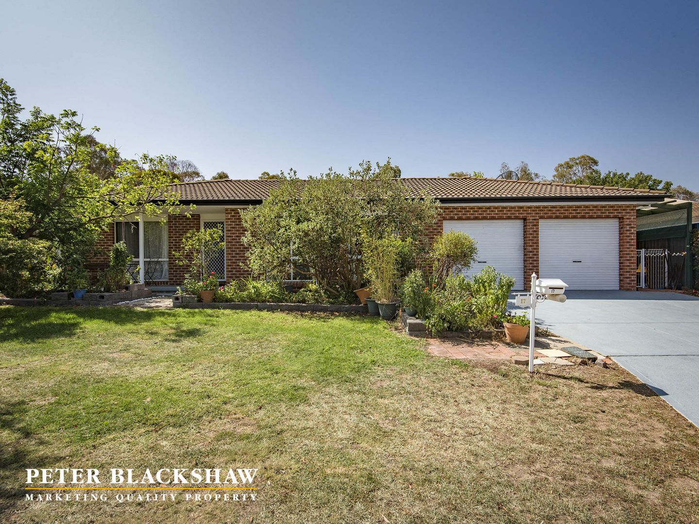 17 Desailly Crescent, Kambah ACT 2902, Image 1