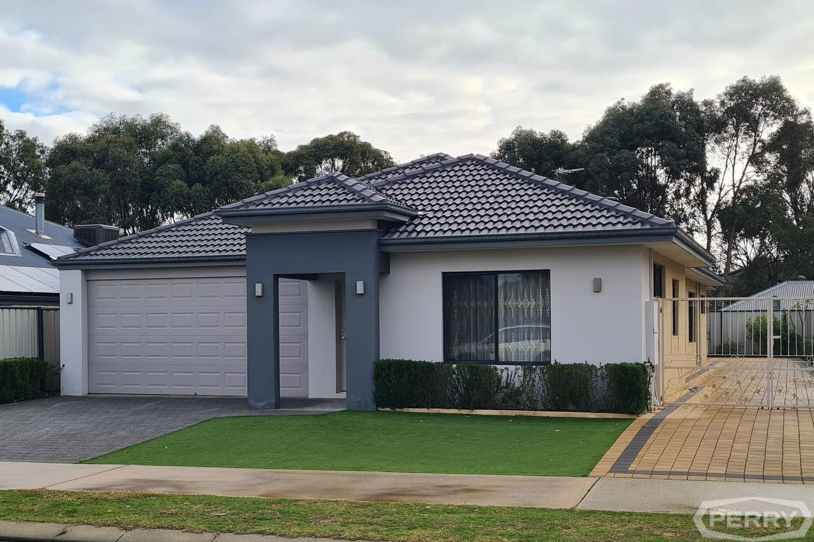4 bedrooms House in 95 Portrush Parade MEADOW SPRINGS WA, 6210