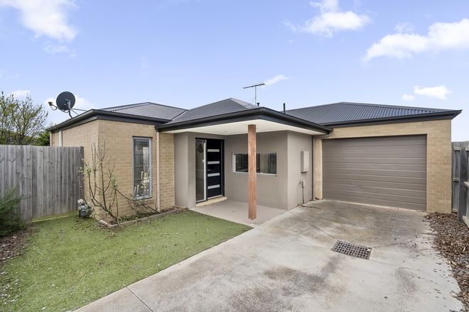 Picture of 2/155 Heyers Road, GROVEDALE VIC 3216