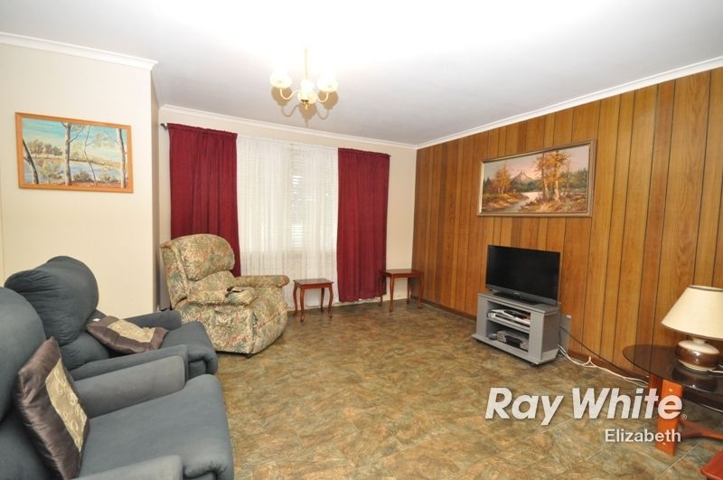 10 Tidworth Road, ELIZABETH NORTH SA 5113, Image 2