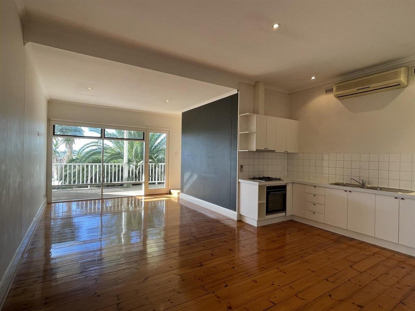 2 bedrooms Apartment / Unit / Flat in 1/472 Seaview Road HENLEY BEACH SA, 5022