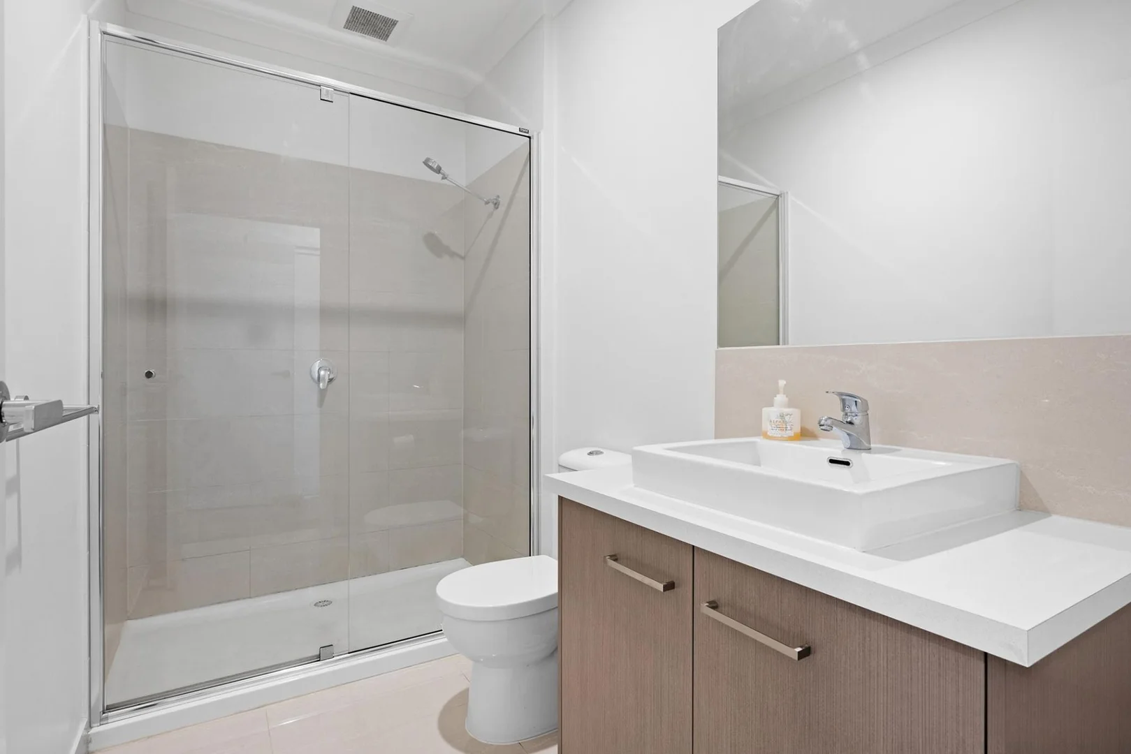 Additional image 7 of 4 Demartini Close, Mooroolbark VIC 3138