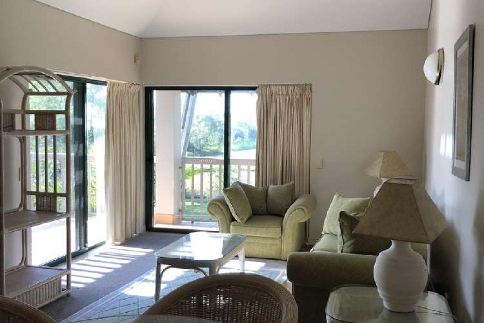 1433/Cascade Condominiums Kunapipi Road, Laguna Quays QLD 4800, Image 2