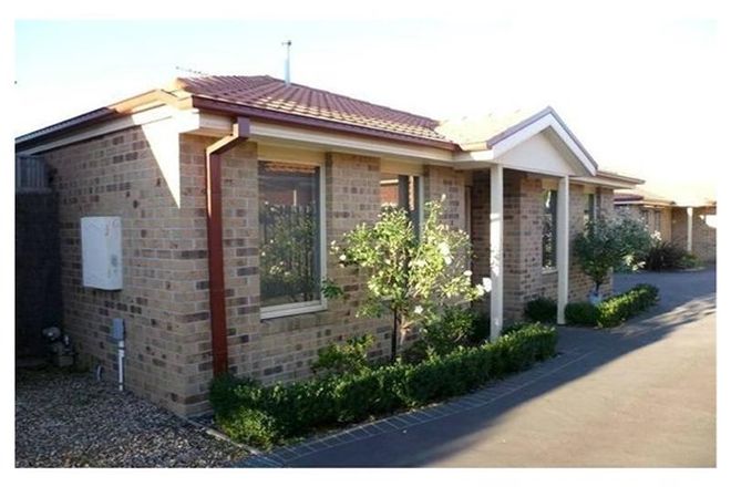 Picture of 2/41 Darbyshire Street, SUNBURY VIC 3429