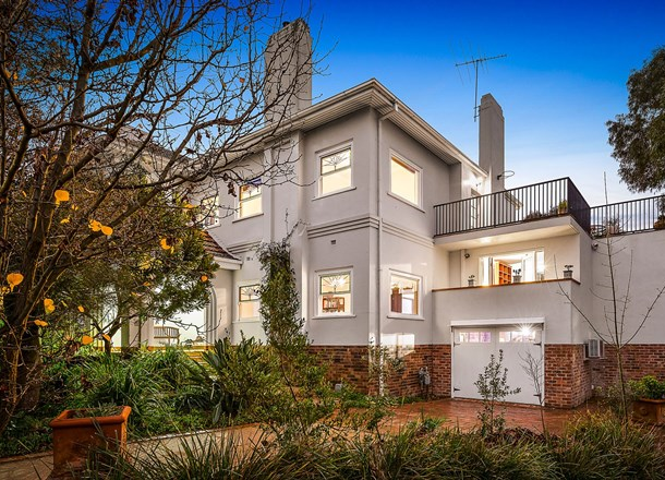 21A Lansell Crescent, Camberwell VIC 3124