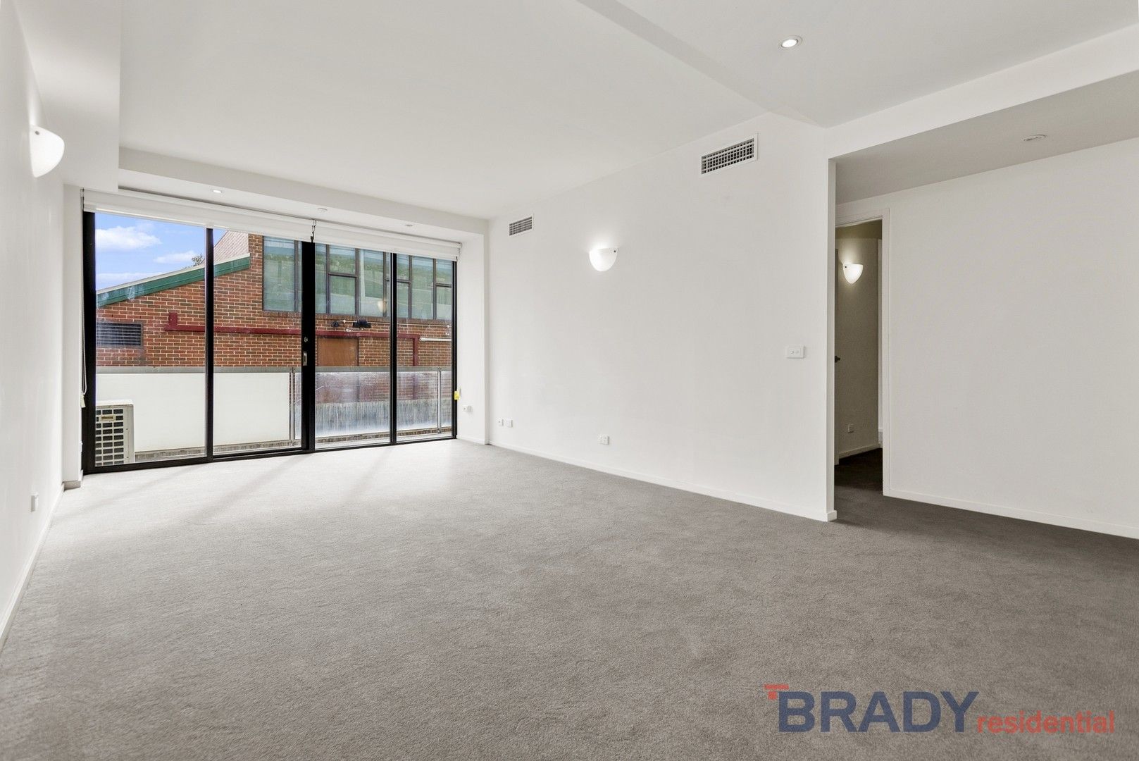 2 bedrooms Apartment / Unit / Flat in 207/459 Royal Parade PARKVILLE VIC, 3052