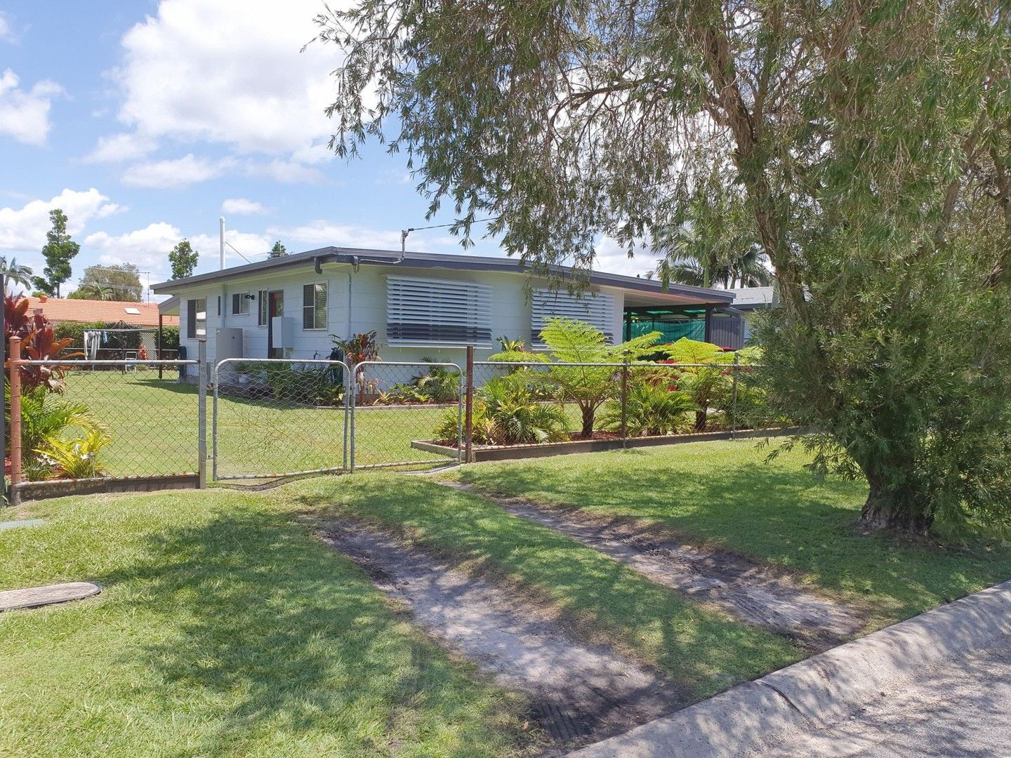 12 Alpinia Avenue, Banksia Beach QLD 4507, Image 0