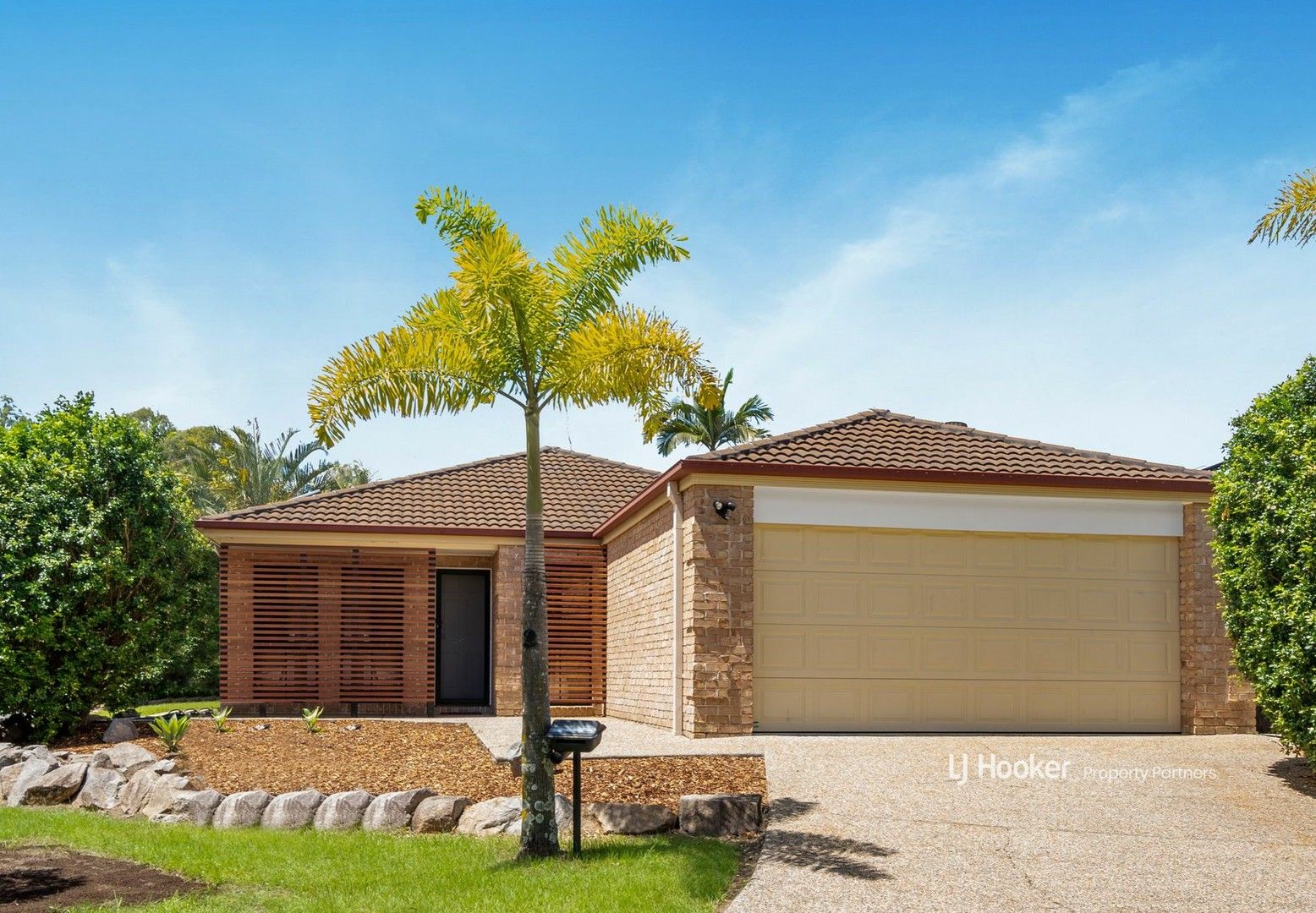 2 Scarlet Oak Place, Calamvale QLD 4116, Image 0