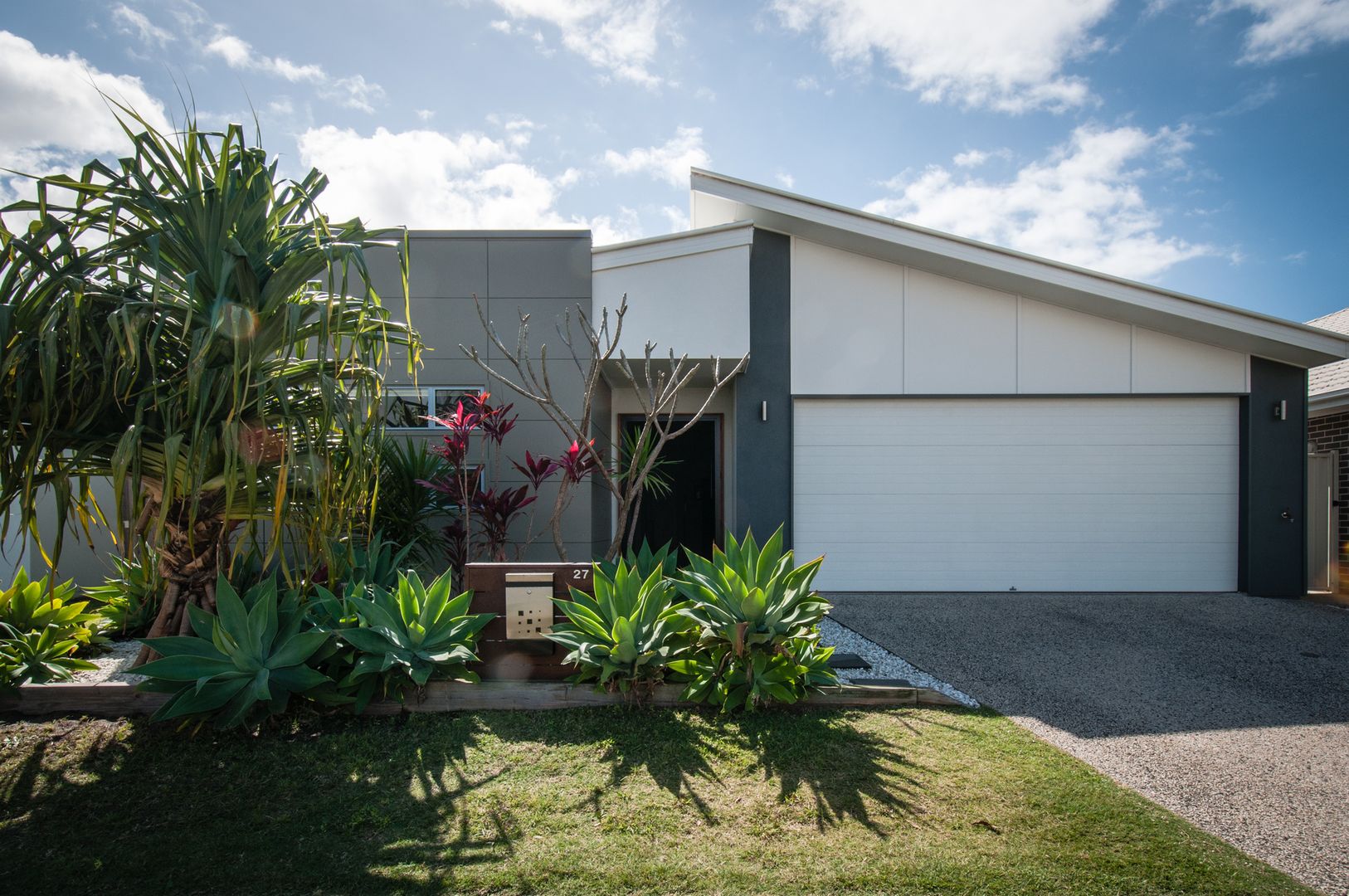 27 Amber Drive, Caloundra West QLD 4551, Image 1