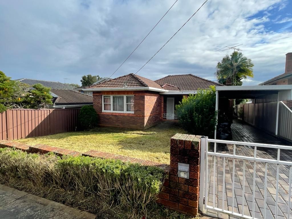 2 bedrooms House in 18 Meadowland Road PEAKHURST NSW, 2210