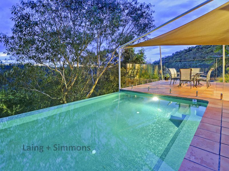 27 Bowral Close, Hornsby Heights NSW 2077, Image 0
