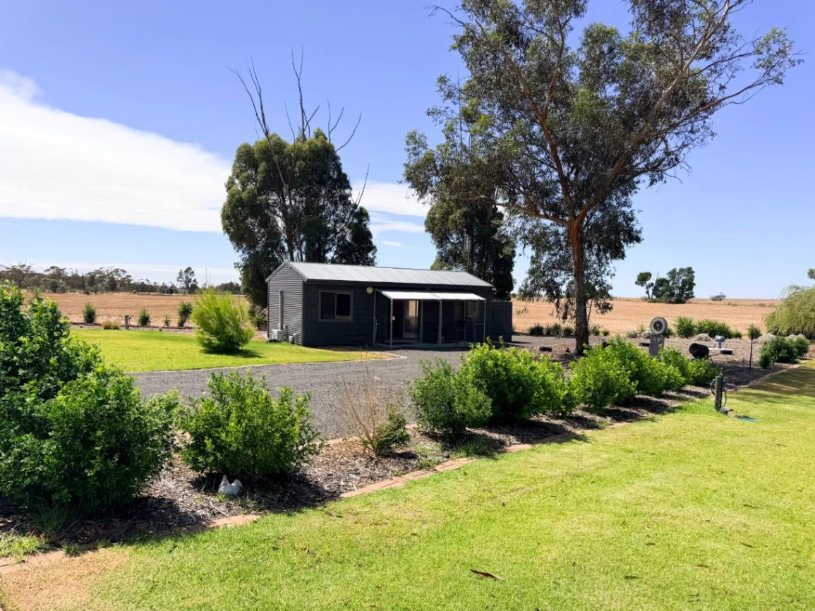 Additional image 28 of 1 Sweetapple Crescent, Lascelles VIC 3487