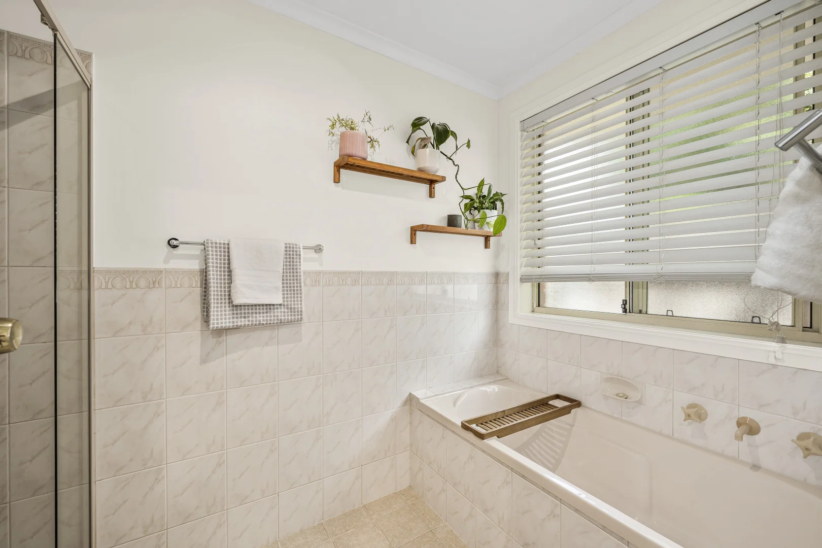 Additional image 19 of 2 The Crescent, Seaford Rise SA 5169