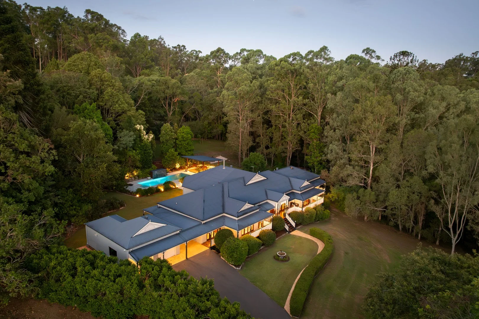 35 Gold Creek Road, Brookfield QLD 4069