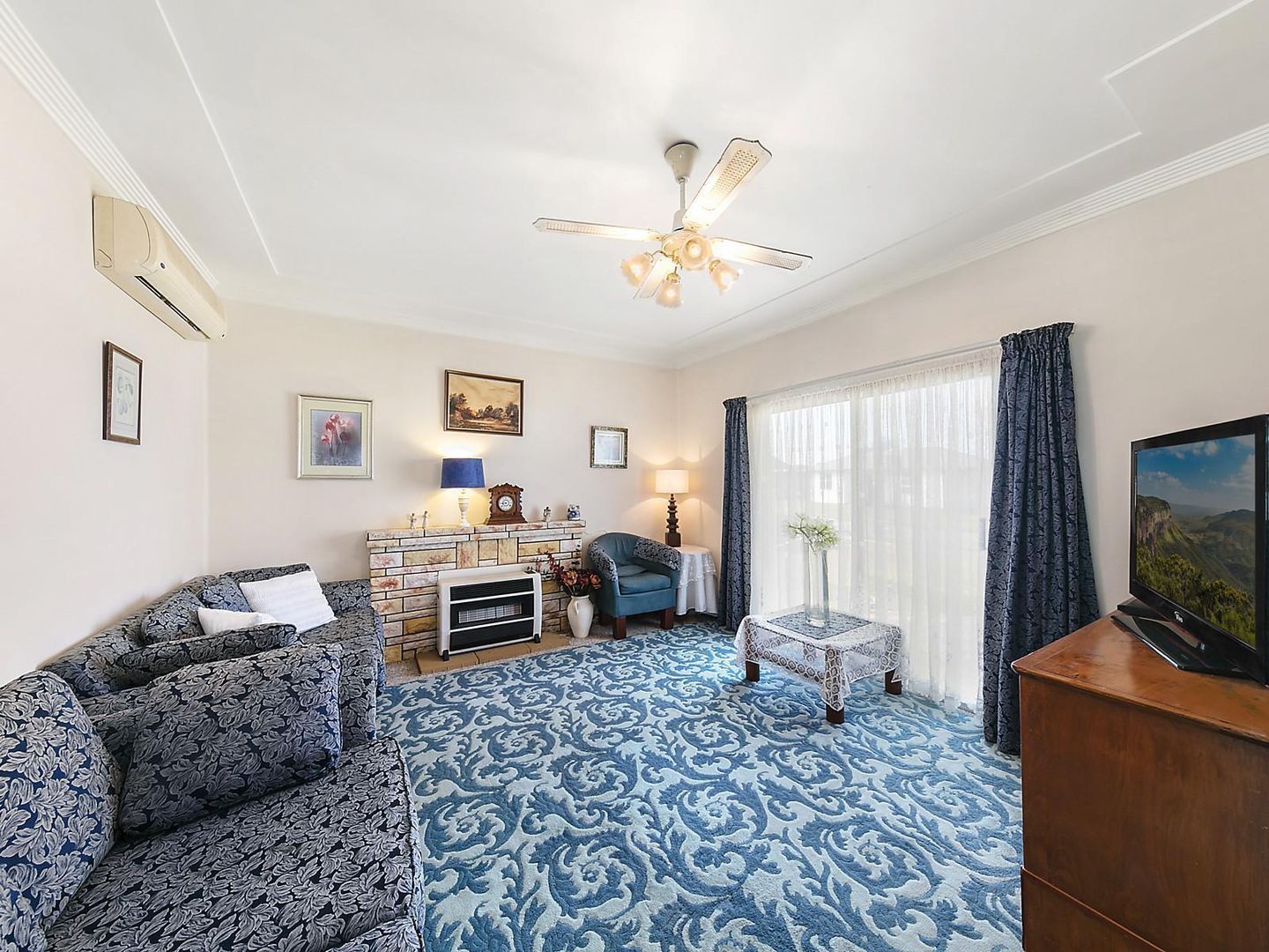 2 Leicester Avenue, Belmont North NSW 2280, Image 2