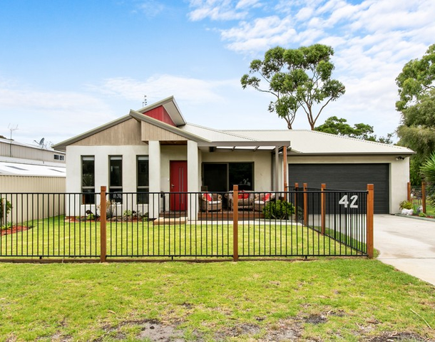 42 Kookaburra Street, Loch Sport VIC 3851