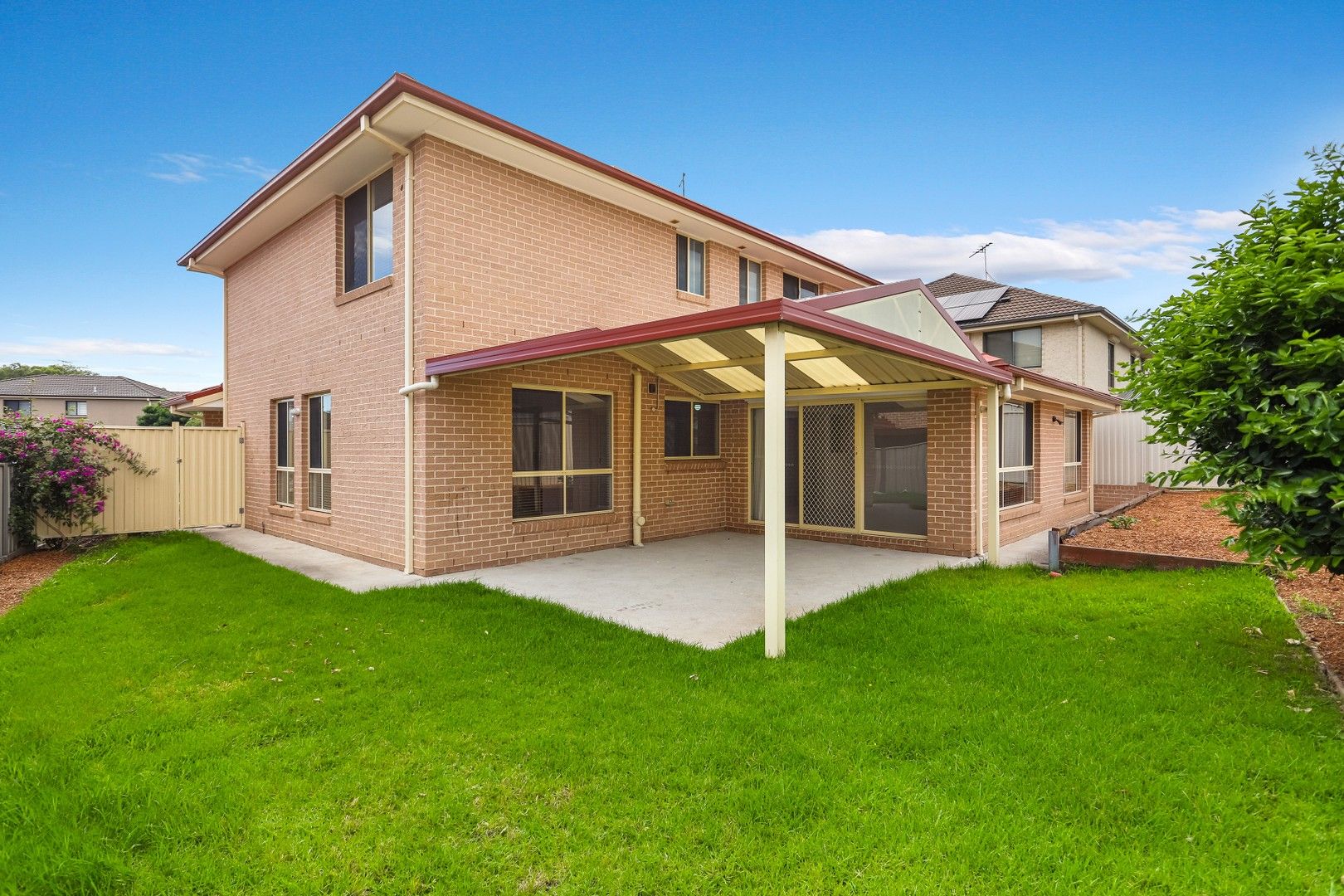 5 bedrooms House in 332 Glenwood Park Dr GLENWOOD NSW, 2768