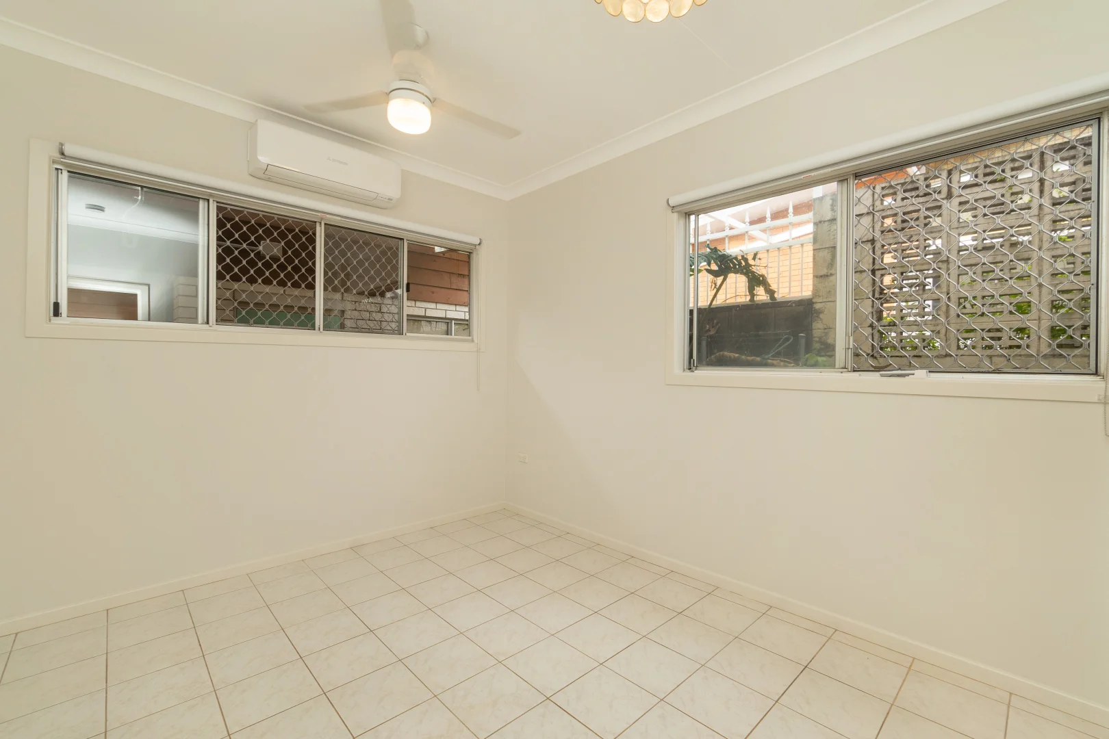 Additional image 6 of 48A Slatyer Avenue, Bundall QLD 4217